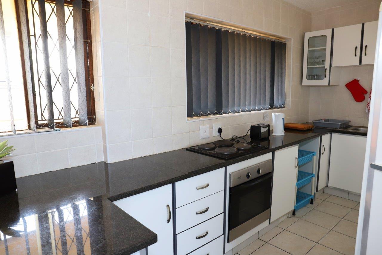 Sea Wave Holidays - Stella Maris Amanzimtoti Exterior photo